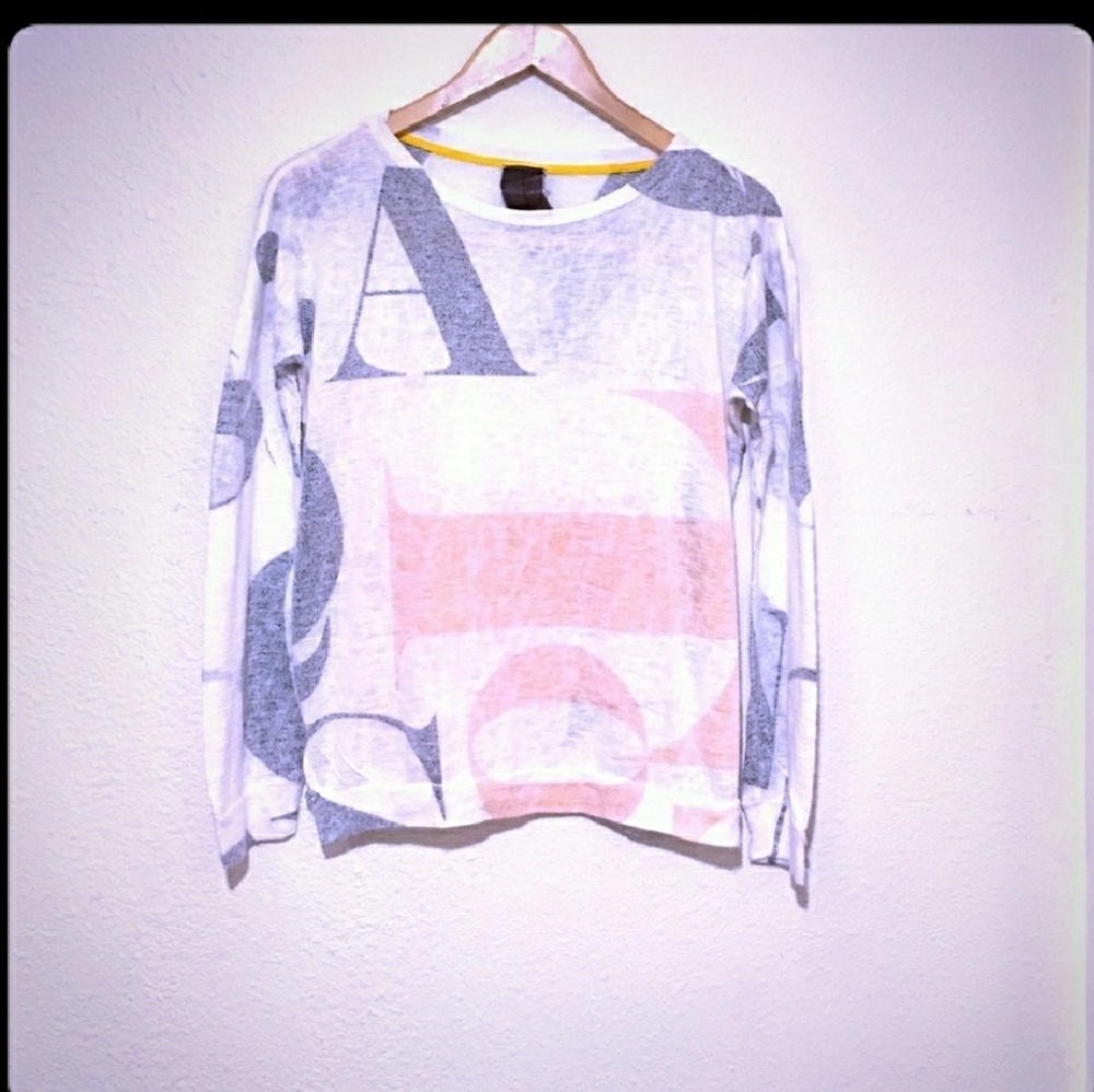 Moon Collection Top Medium